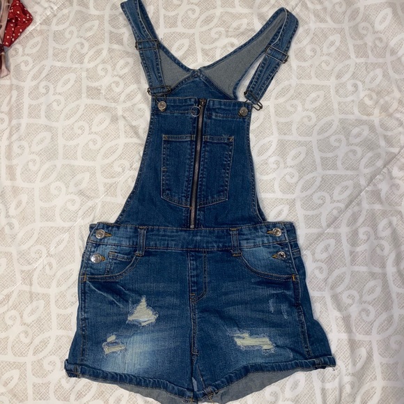 Denim overall shorts - Picture 1 of 5